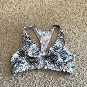 Victoria's Secret PINK sports bra